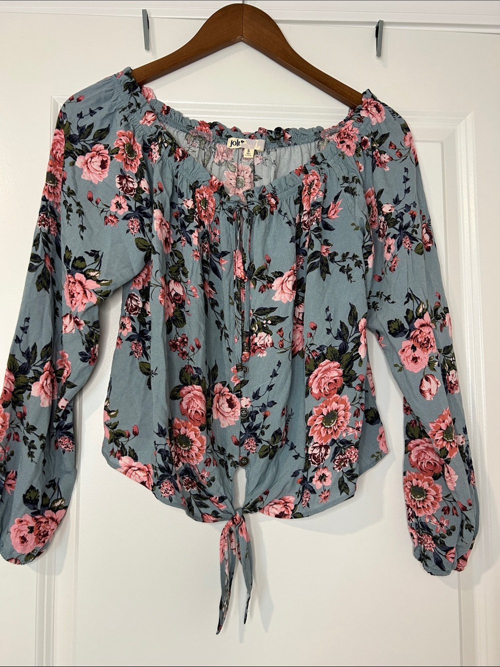 Jolt Blue Floral Off-the-Shoulder Tie-Front Crop Blouse
